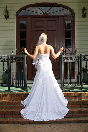 Lindy's bridals 143