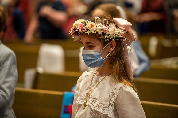 2021 aloysius communion  849