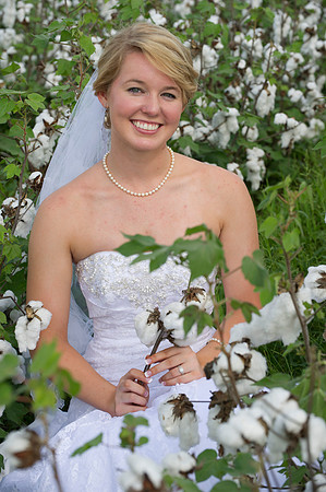 Lindy's bridals 103