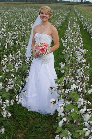 Lindy's bridals 120
