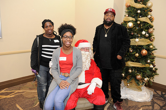 Holiday Party 189