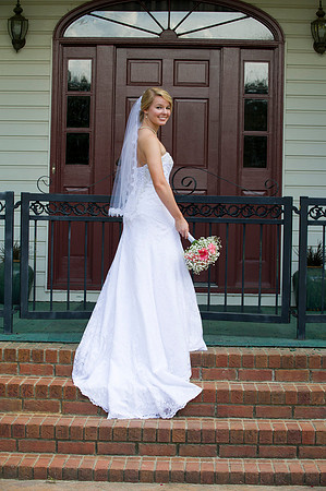 Lindy's bridals 133