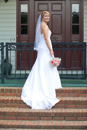 Lindy's bridals 137