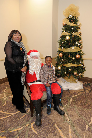 Holiday Party 046