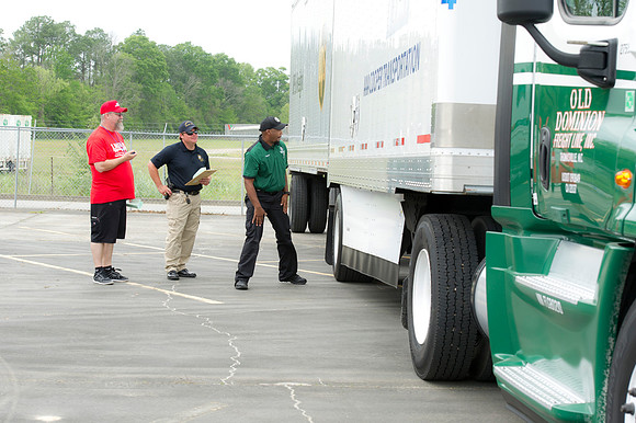 Truck driving championships 140