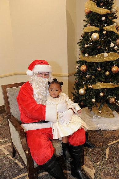 Holiday Party 213