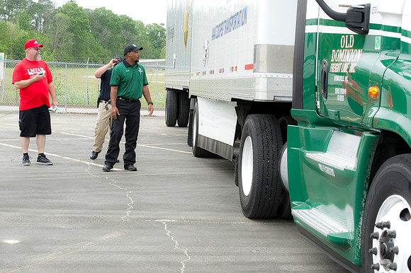 Truck driving championships 141