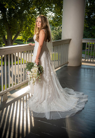 Hannahs bridal 029