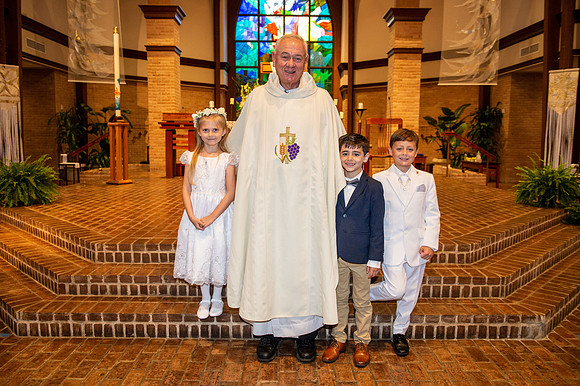 2021 aloysius communion  842